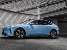 Nio ET5 sedan