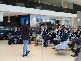 Nio with Investors at the Munich Hub