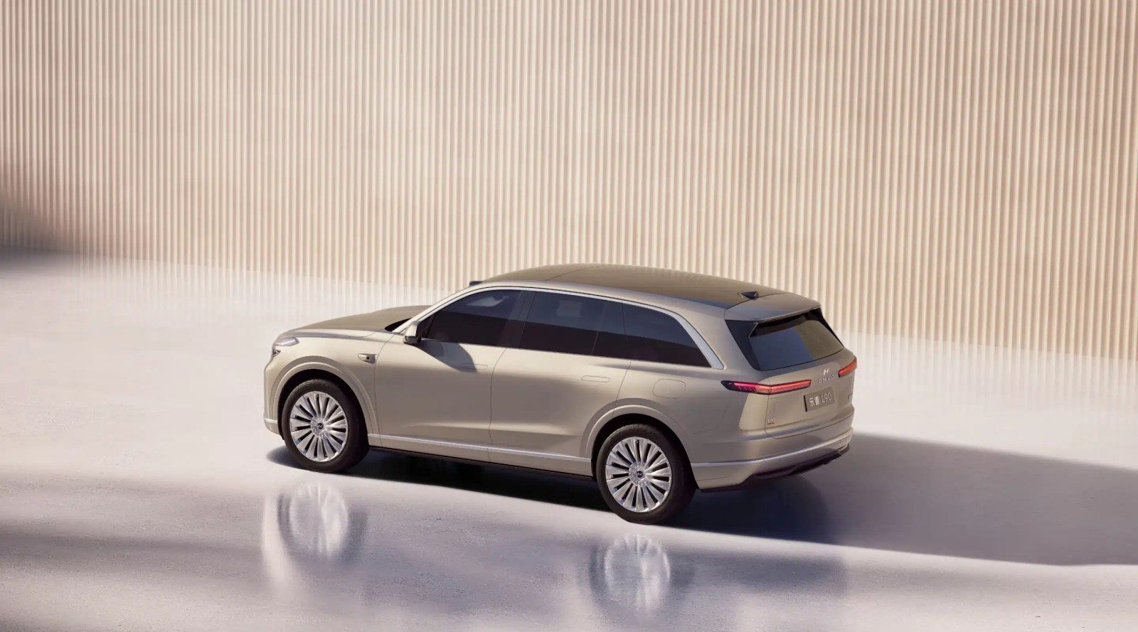 Onvo L90 Exterior