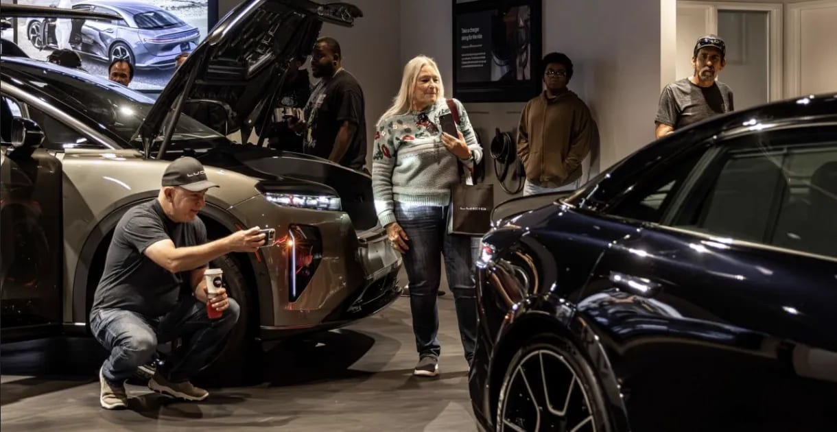 Lucid showroom in San Diego