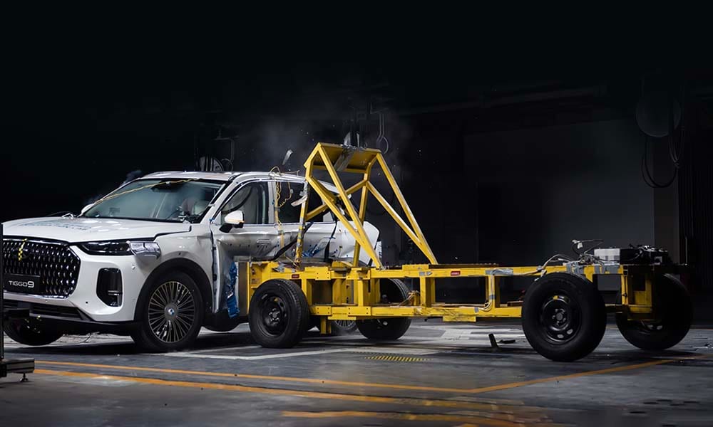 Chery Tiggo9 model during a crash test