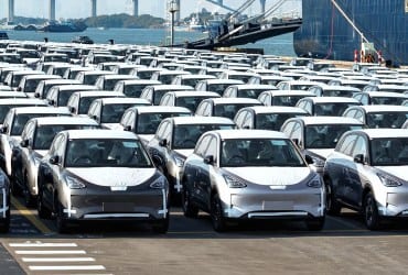 Geely shipping vehicles from China