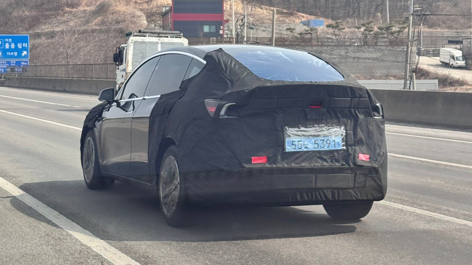 Tesla Model Y L in Korea
