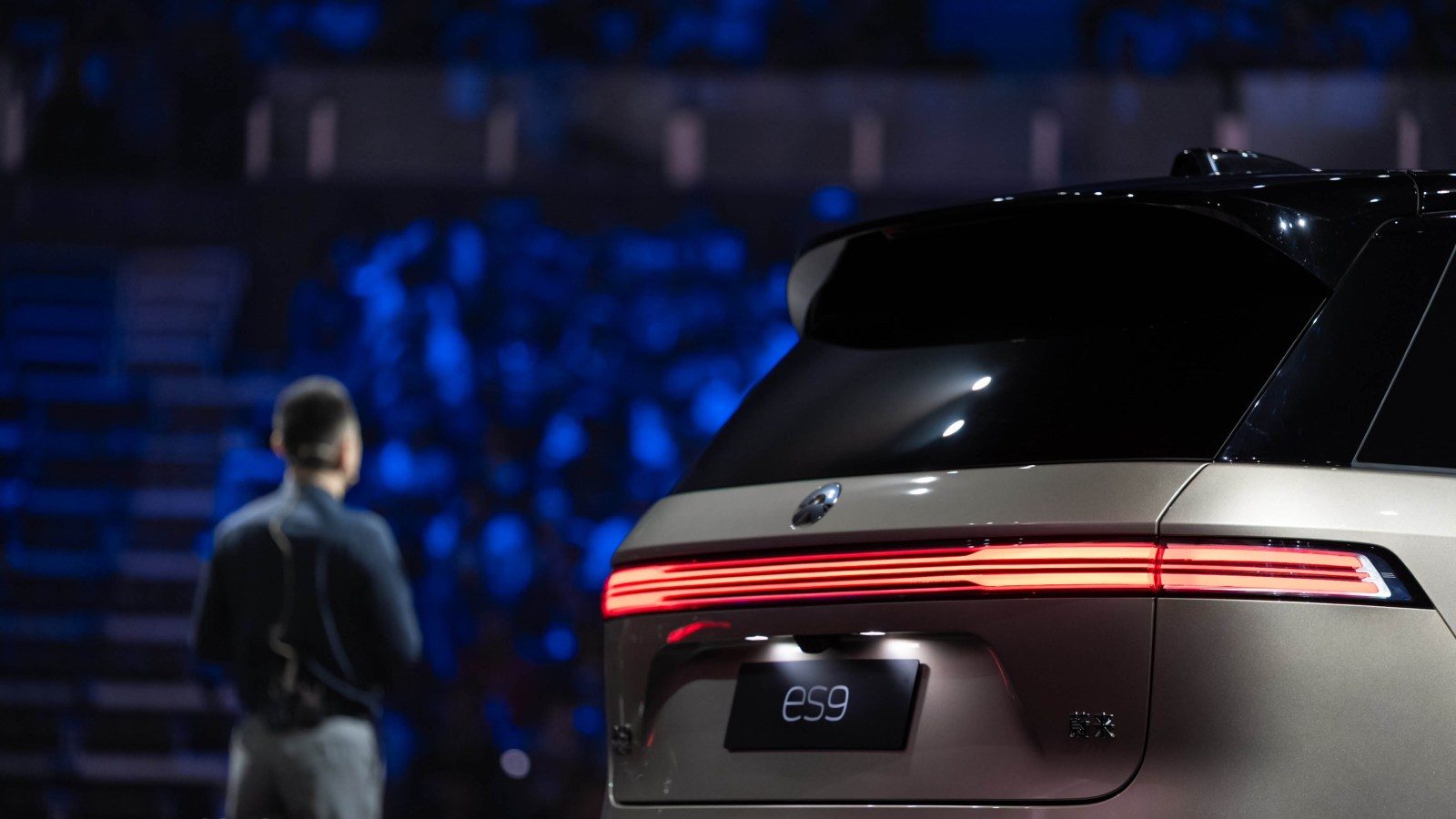 Nio ES9