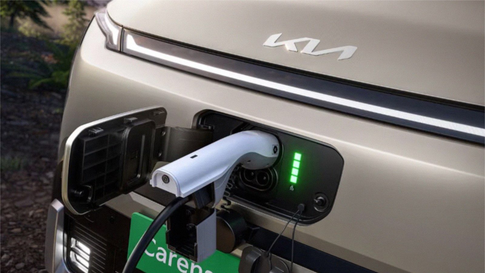 Kia Carens Clavis Charging