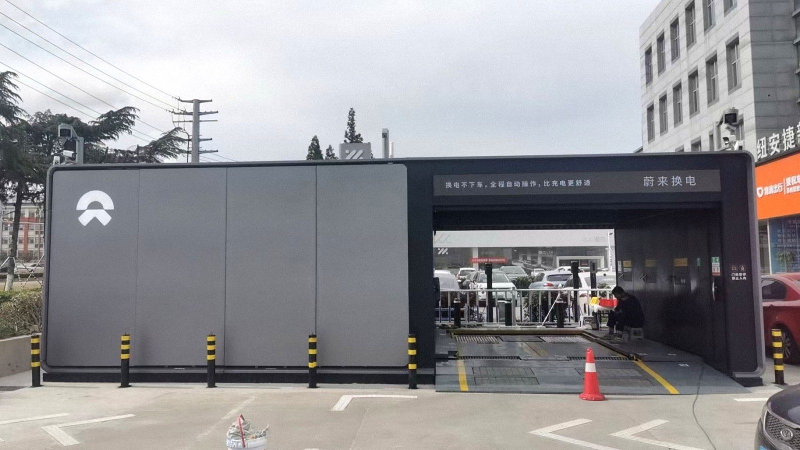 Nio's First Fifth Gen Battery Swap Station
