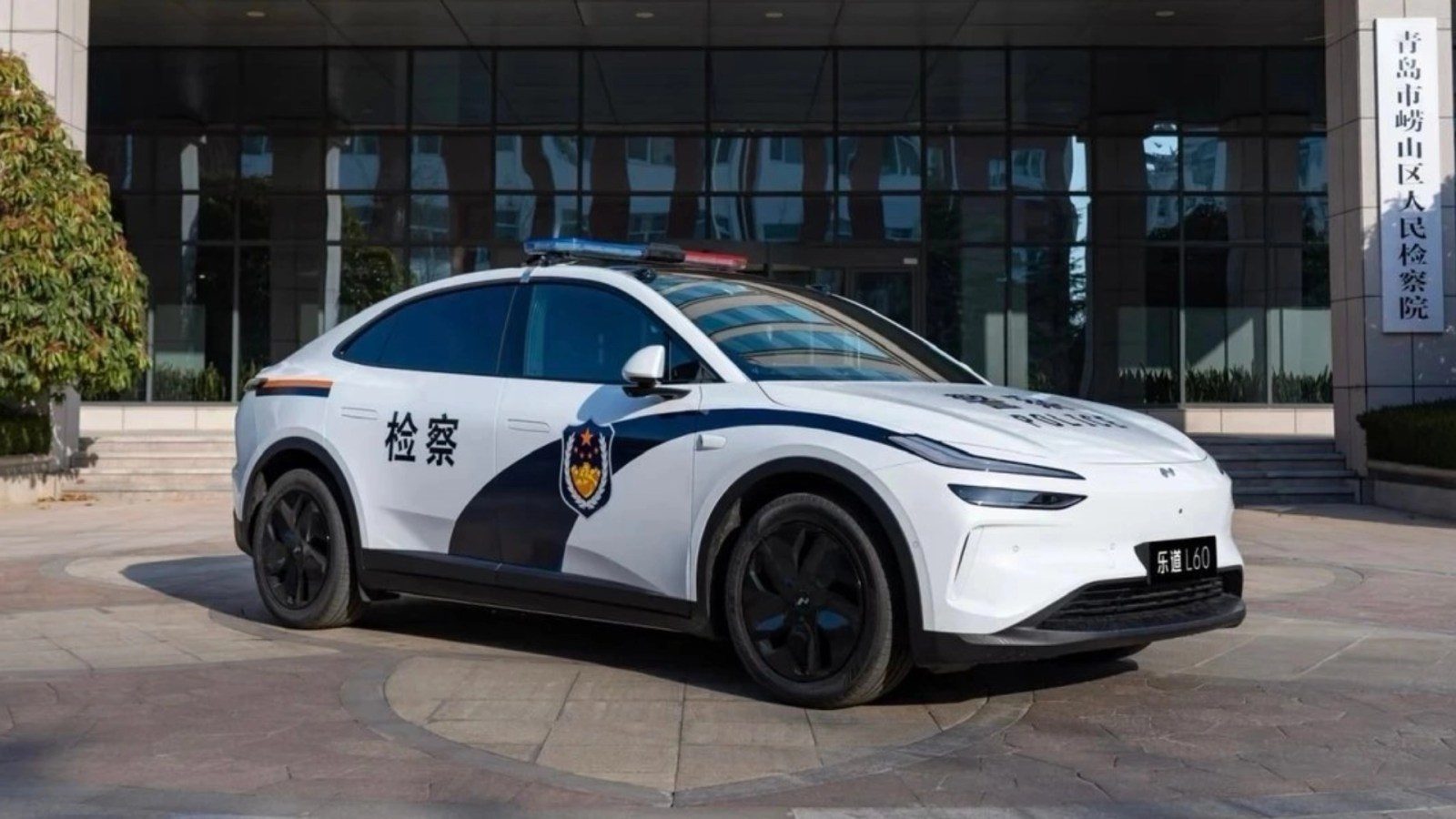 Onvo L60 at Laoshan District People's Procuratorate