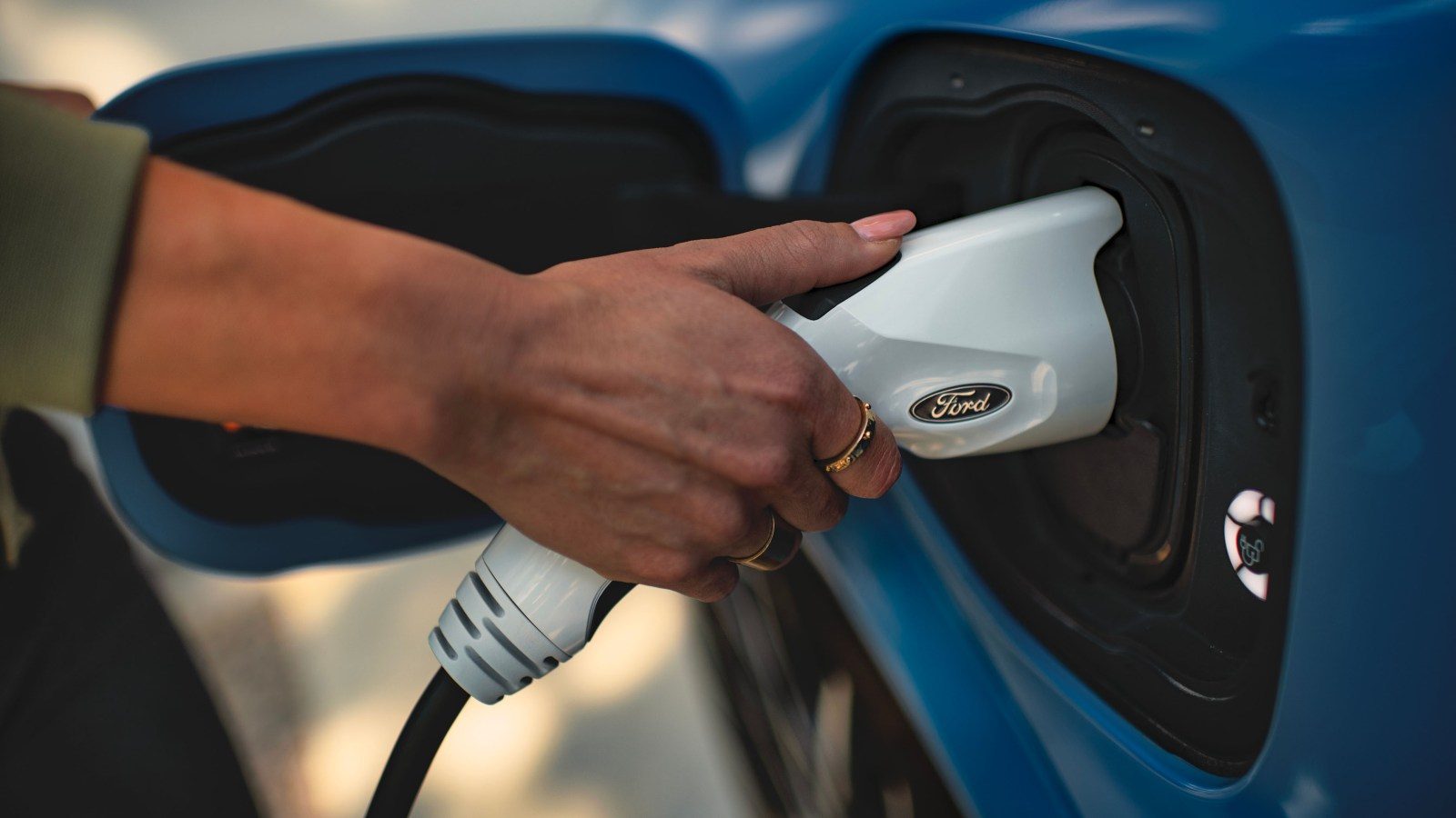 Ford MachE charging