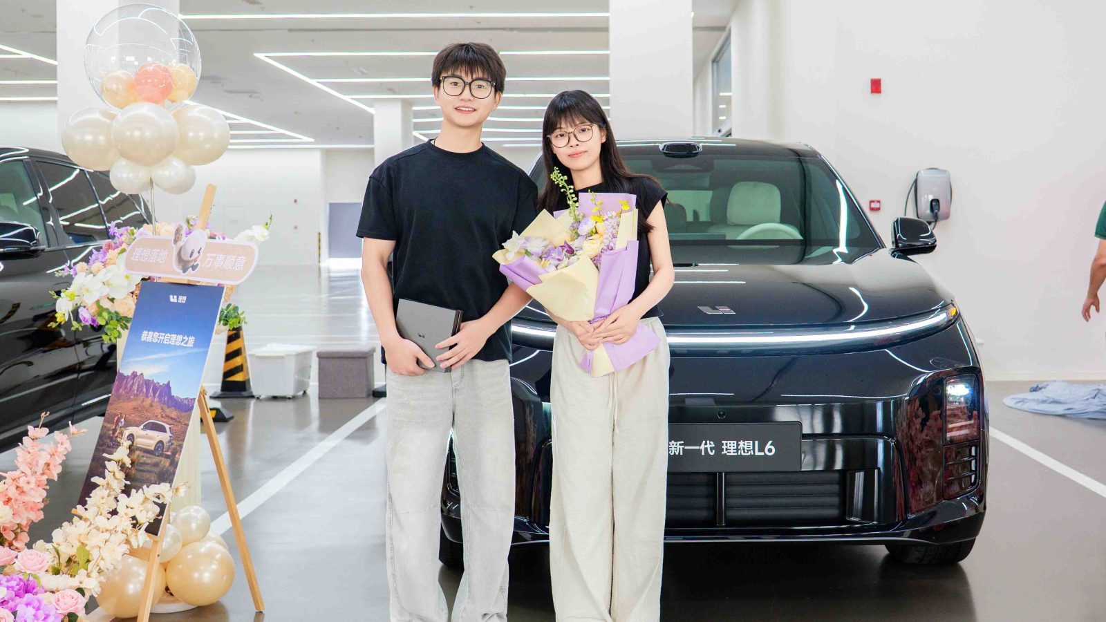 Li Auto L6
