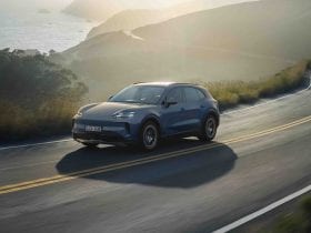 Porsche Cayenne S Electric