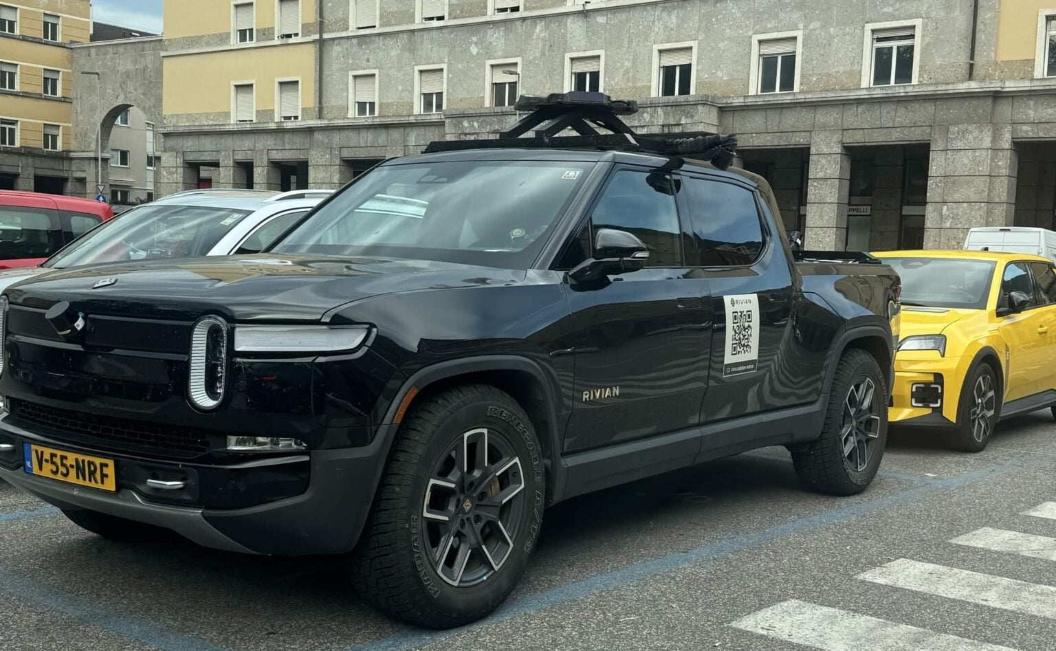 Rivian R1T in Italy