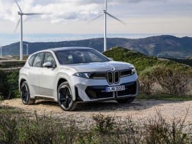 BMW iX3