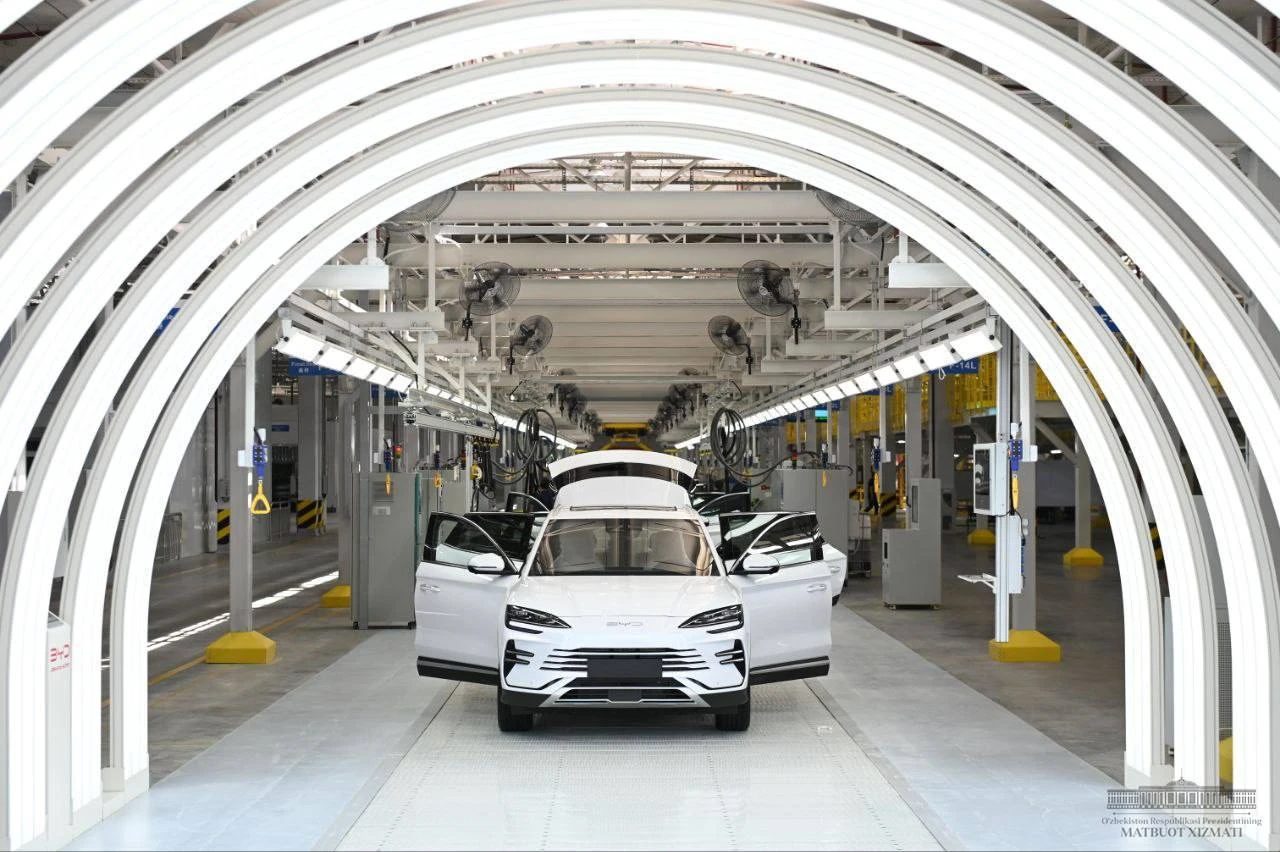 BYD Factory