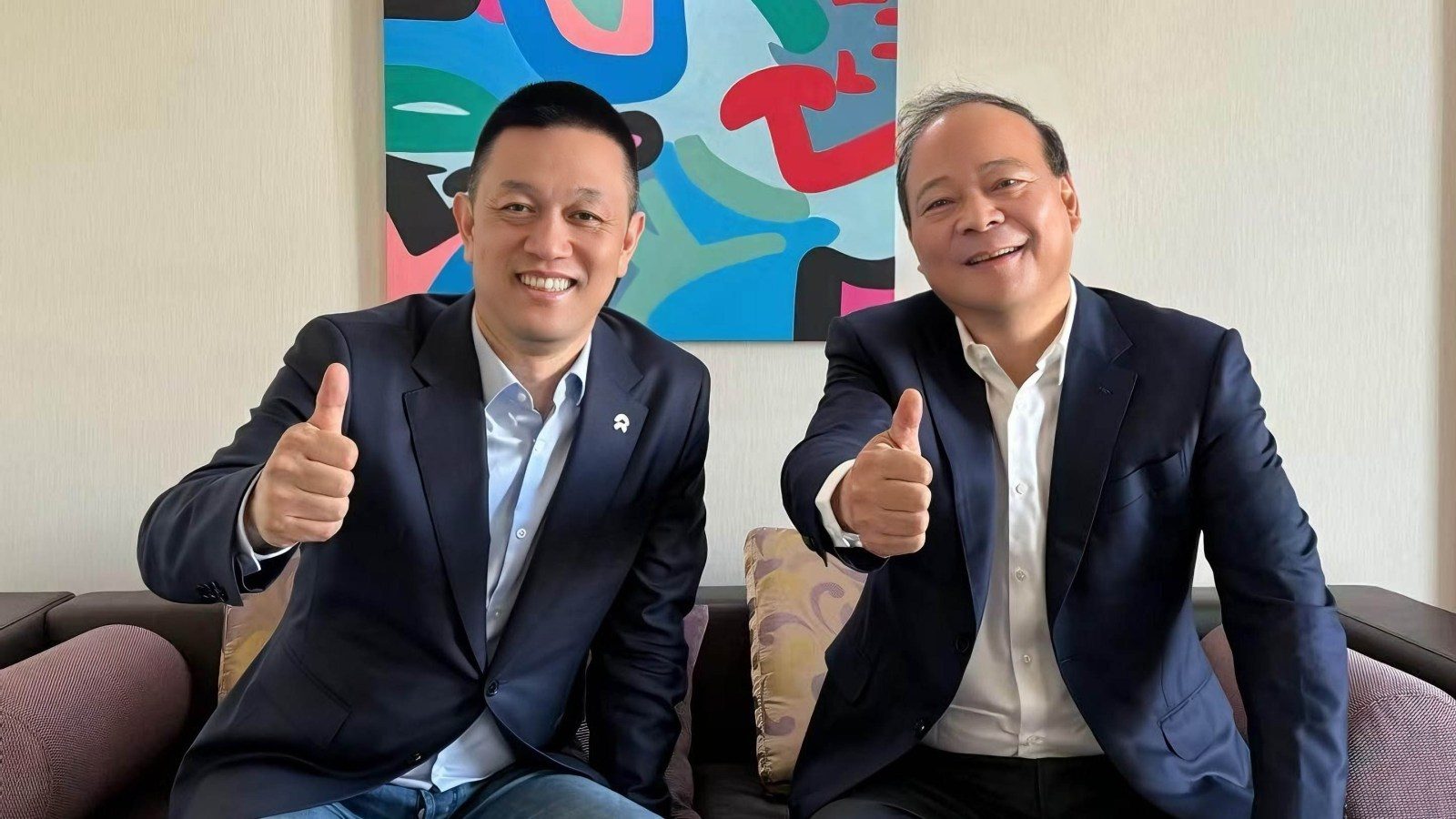 Nio and CATL founders