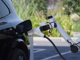 Geely charging