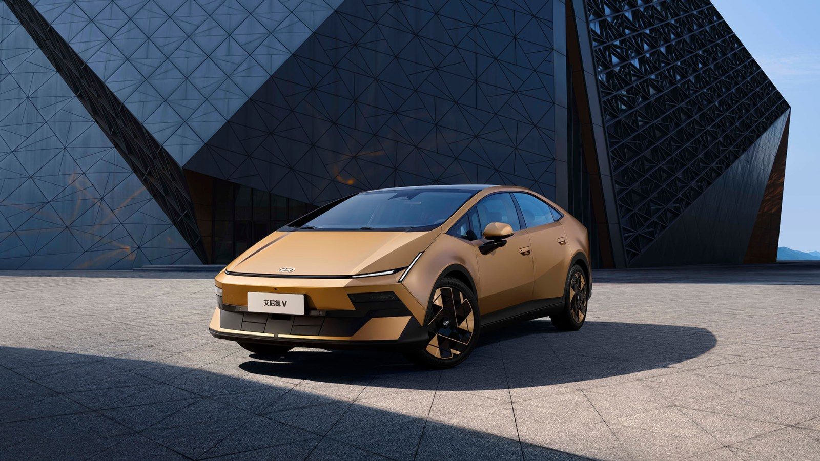 Hyundai IONIQ V in China