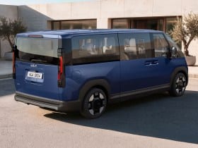 Kia PV7