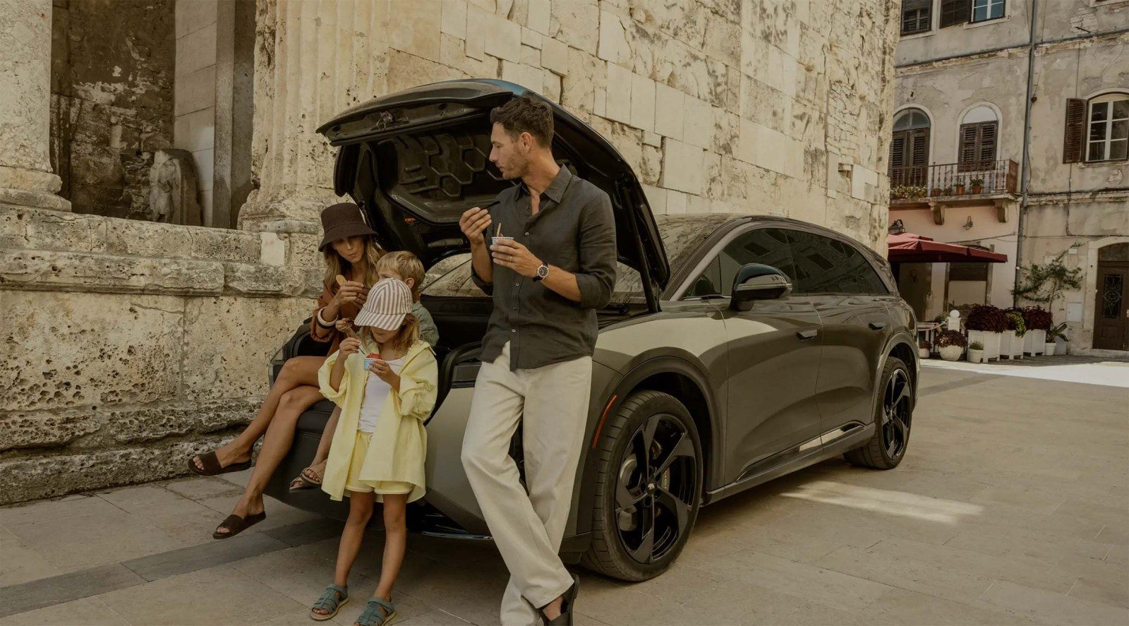 Lucid Gravity SUV