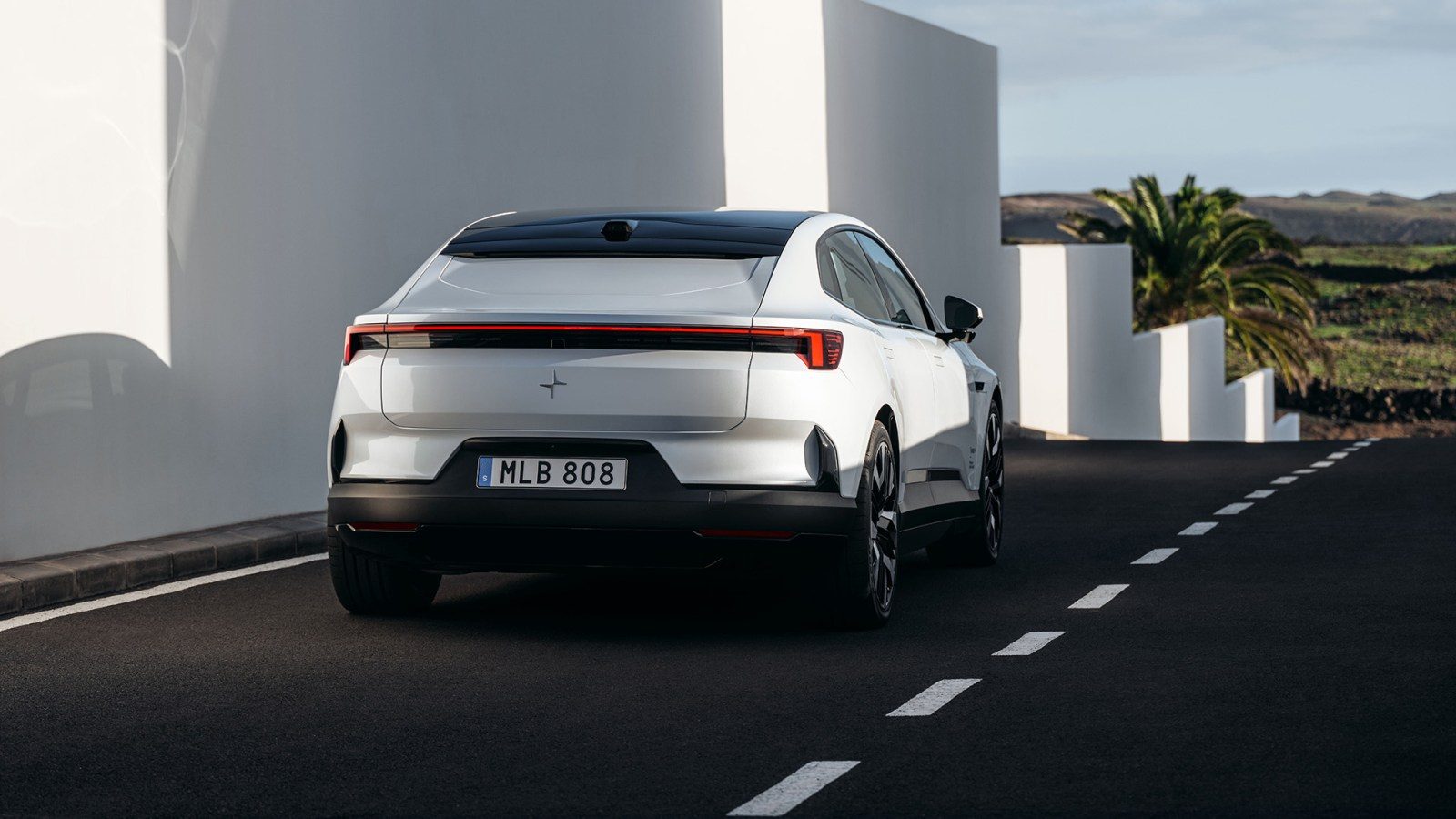 Polestar 4 Coupe