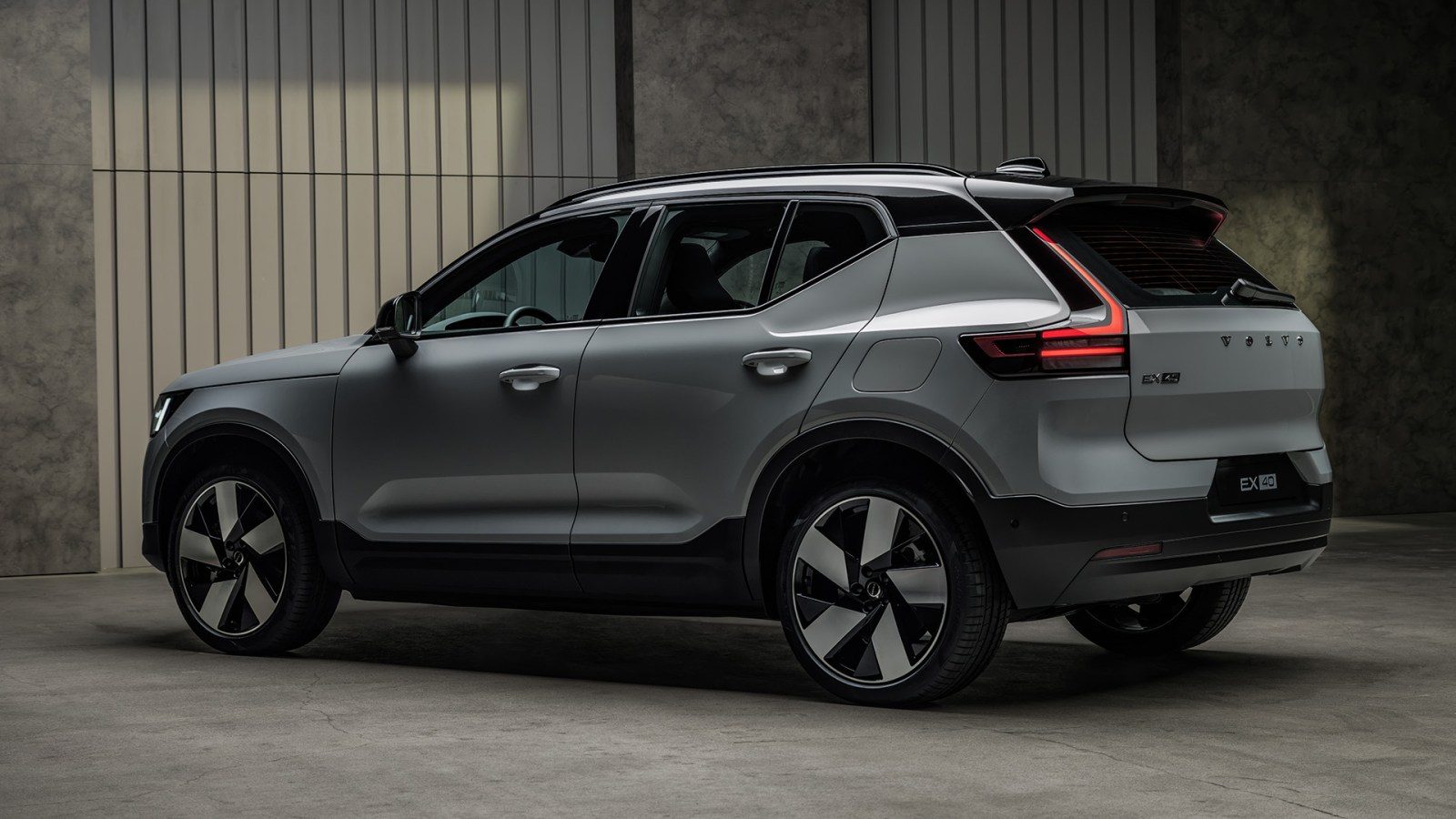 Volvo EX40