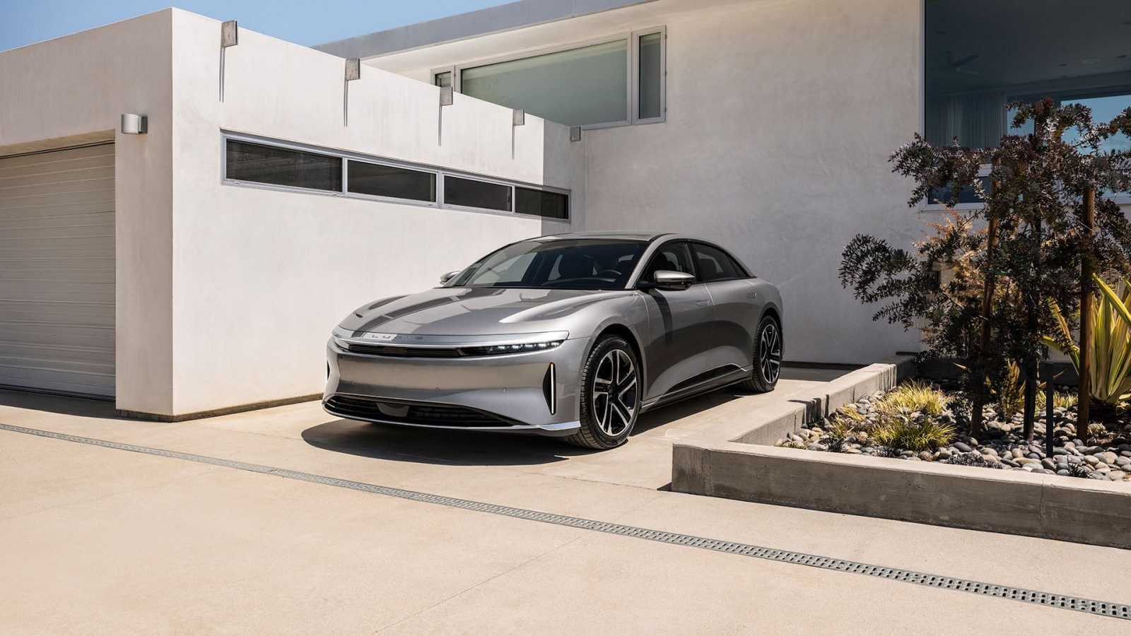 Lucid Air sedan