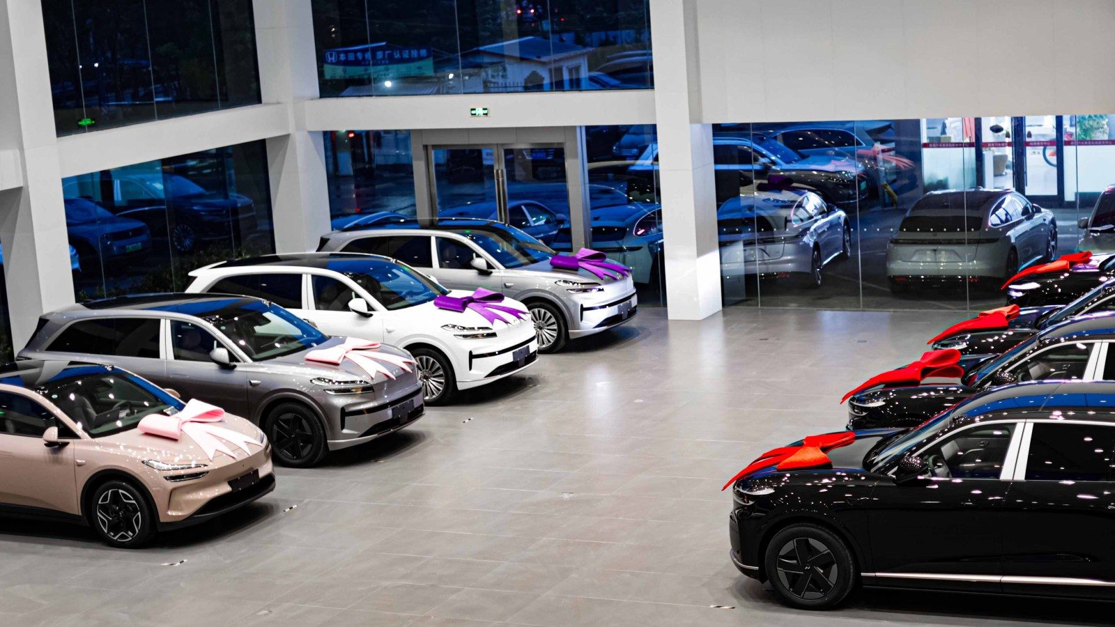 Onvo's showroom in China