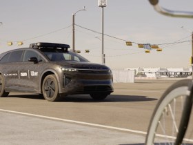 Lucid Uber robotaxi