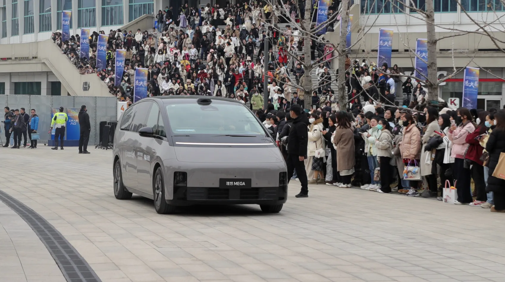 Li Auto Forced to Accelerate Product Cycle Amid Slow Demand: Report | EV