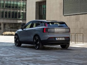 Volvo EX30