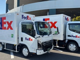 FedEx Vehicles in Japan