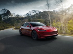 Tesla Model 3 Performance