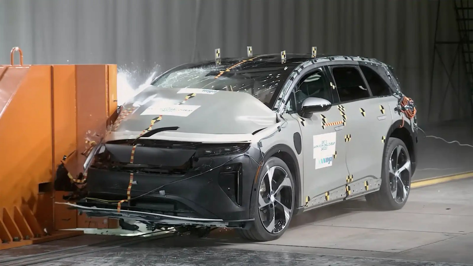 Lucid Gravity Crash Test