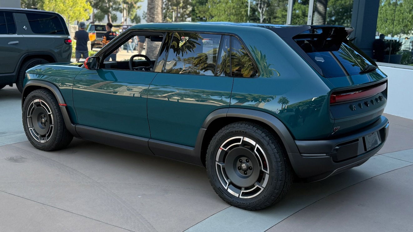 Rivian Shows Upcoming R3 and R3X Models at a Design Meet in Irvine | EV